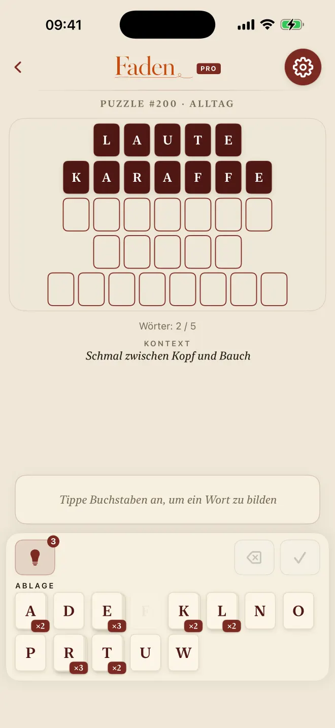 Faden-Partie mit zwei von fünf gelösten Wörtern, Design: Manuskript.